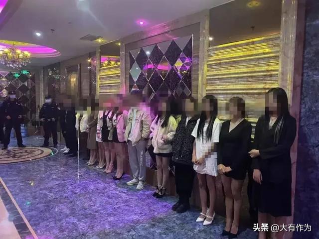 道德沦丧？私人影院情色服务曝光：背后的问题与反思？