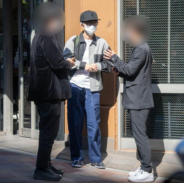 日本知名男声优被曝隐婚出轨，曾一脚踏六船，情人被骗气到住院？