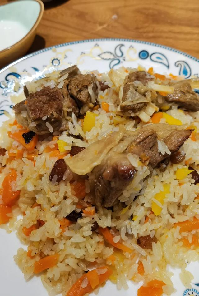 伊犁家常饭——抓 饭