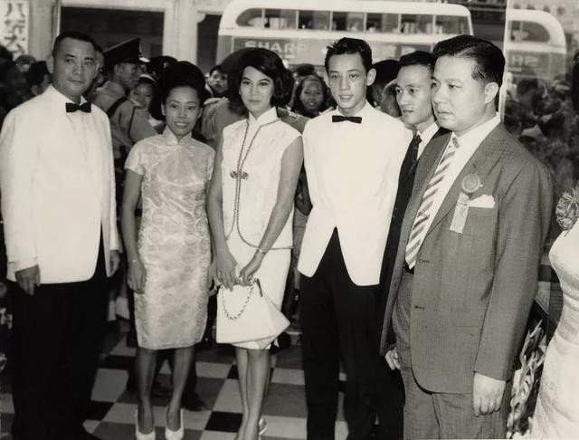 负债3.2亿东山再起，风流情史数不尽，杨受成到底有多牛？