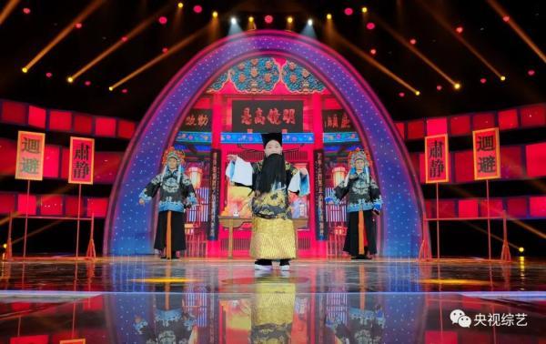 6岁戏曲小达人扮演“恶婆婆”，现场上演“婆媳大戏”