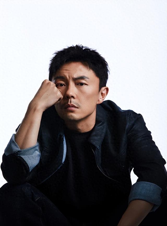 年龄不是距离：谢苗与老婆的爱情见证