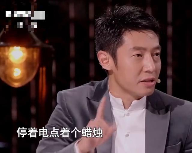 撒贝宁曾抱着妈妈痛哭，因忙碌忘记约定，让妈妈点蜡烛吃泡面？