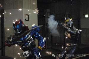 假面骑士牙王(假面骑士帝骑（DCD）FR形态百科：KIVA 加鲁鲁形态野性的力量)