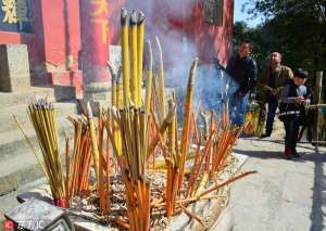 丁财旺(母亲在村里的观音宫替我捐了功德钱)