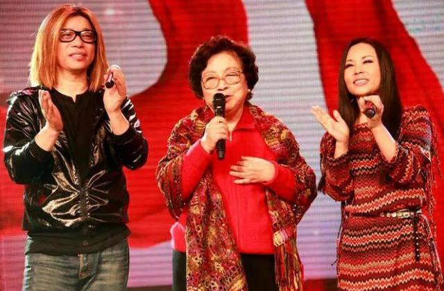 音乐才子郭峰：父亲早逝，他托起母亲的晚年，婚恋成难题