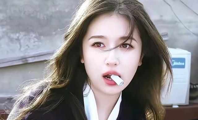 李兰迪张新成他们是沉默了七年的真情侣，是内娱纯爱战神的具象化