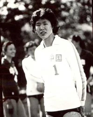 从“铁榔头”到“整容狂魔”，64岁医美失败的郎平，近况令人感叹