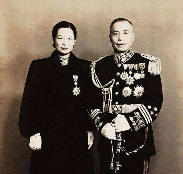 影星胡蝶唯一的女儿，与丈夫相差48岁，定下2个规矩后踏入佛门