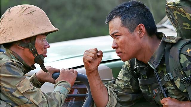 为什么《士兵突击》后再无军旅剧了？全剧没有女人，一样封神？