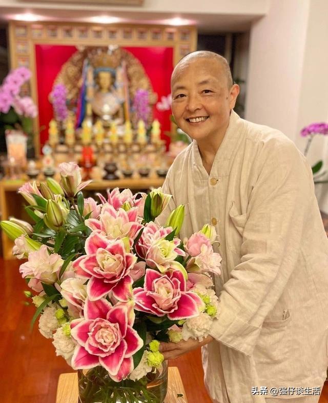 女星刘蓝溪逝世！当红时结婚隐退，剃发出家30年，去世时面容安详