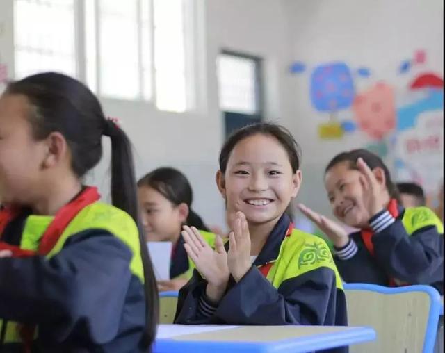 “那年夏天，我赚到了自己的第一桶金！”高考结束后的暑假，你做了哪些事？