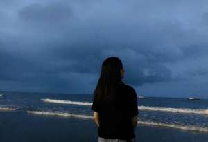 偷偷爱你(有这些表现的人，其实是在偷偷喜欢你，别错过了)