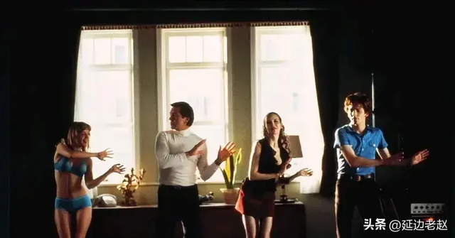 00年的法国也太敢拍了：【干柴烈火】适合晚上一个人的时候看！