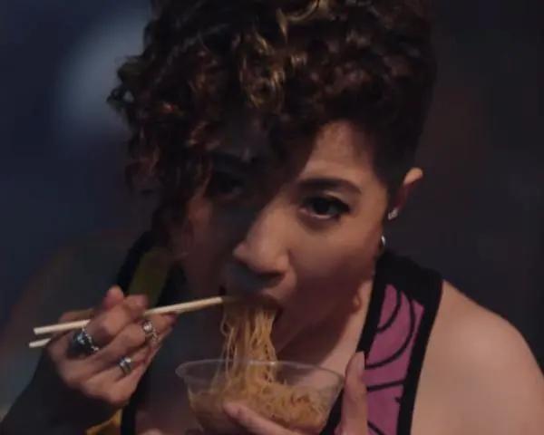 《对手》：实力派撑起来的戏，尤其是这位49岁配角，狂拿8个影后