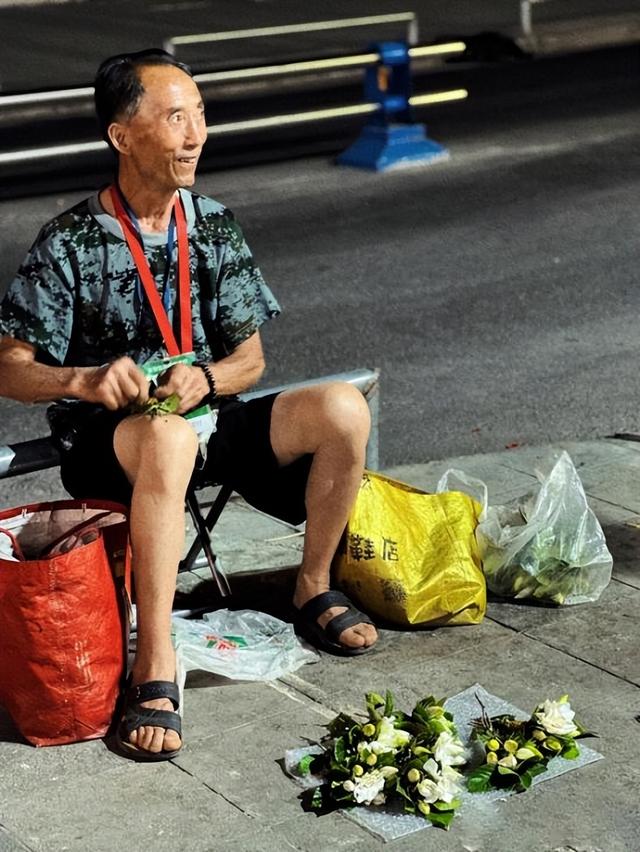 浪漫的日子,一定要去最浪漫的地方,和他一起漂浮在武汉的浪漫里