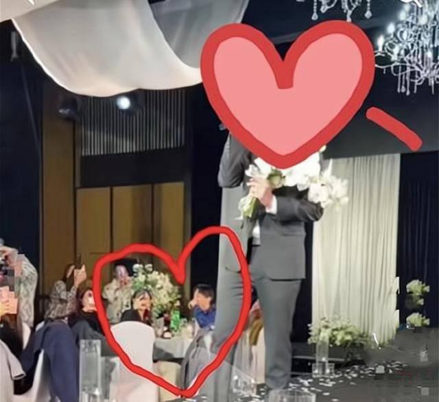 王鸥何九华疑恋情曝光，在停车场见面后共进酒店，坐等一个回应呀