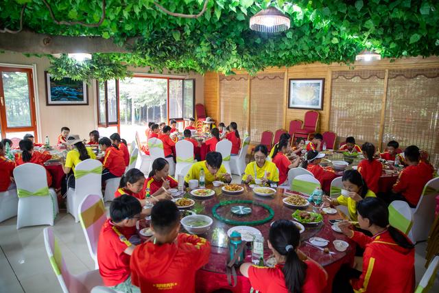 以林兴旅 “中国林都”迎来夏季旅游高峰