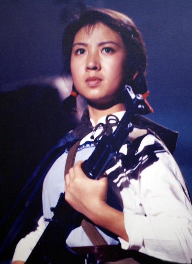 吴海燕：拍《海霞》《白莲花》九死一生，至今与丈夫没红过脸