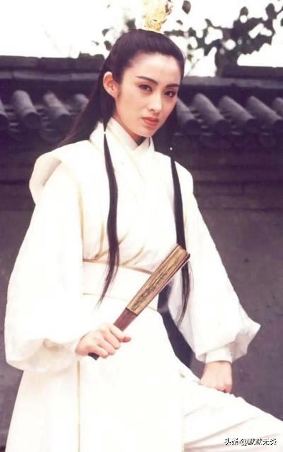 十大女扮男装的“反串”，看女主如何撩妹耍帅，排名第一是她!