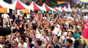 台湾男同Gay(台湾同性恋人，可以结婚了。)