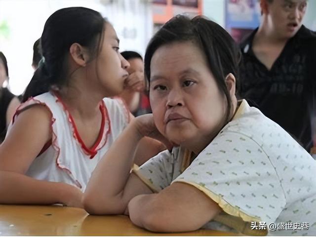 公公强上儿媳6年，当儿子面做苟且之事，结果忍无可忍发生悲剧