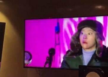 范丞丞因自己“星弟”的身份哭了 网友：看看窦靖童是怎么走过来的