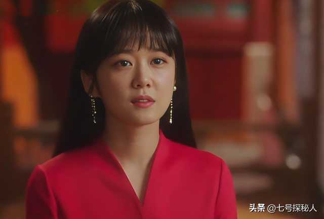 15年前，曾说出“没钱就去中国”的韩国女星张娜拉，后来怎样了？