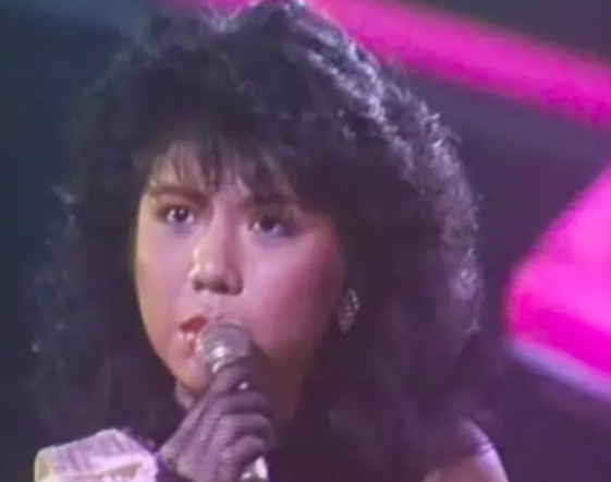 1993年黄家驹去世,在灵堂上痛哭的前女友林楚麒,为何遭到驱赶?