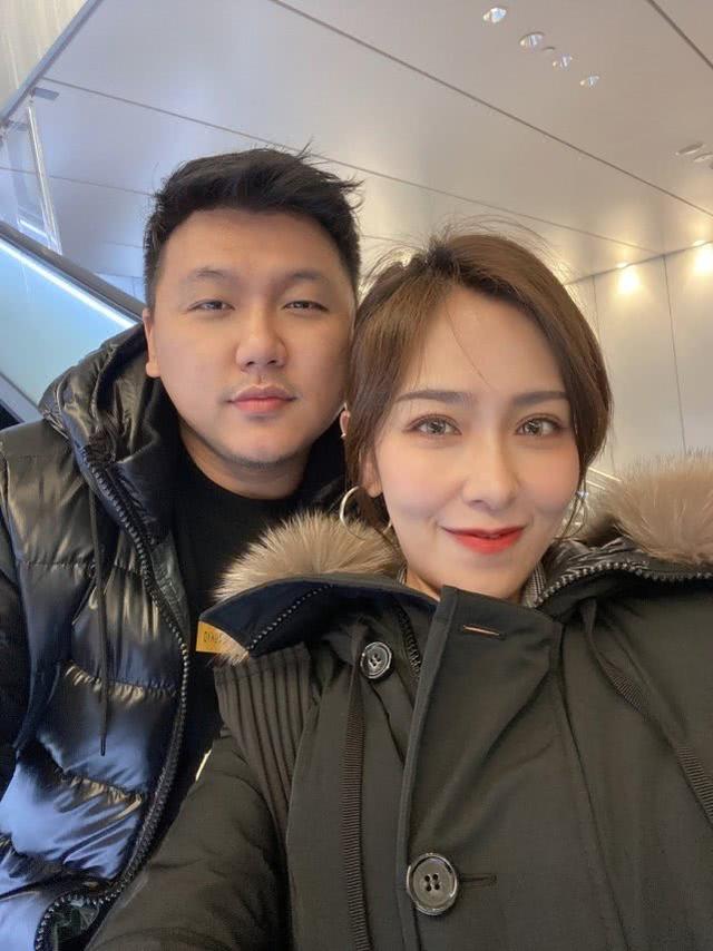 恭喜!前邵氏知名女星林秀君升级做外婆,女儿丁巧唯10分钟顺产