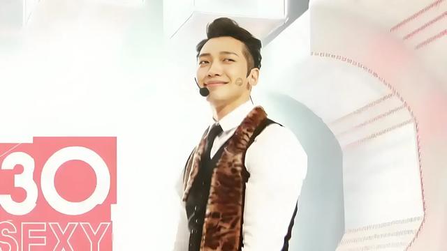 RAIN演唱会深情致敬大S，全场默哀10秒传递跨国哀思