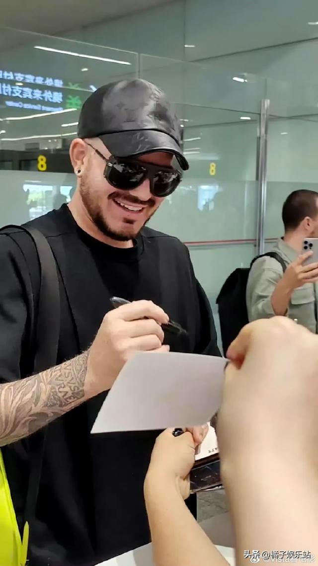 《歌手2024》打败那英，亚当到底什么来历？