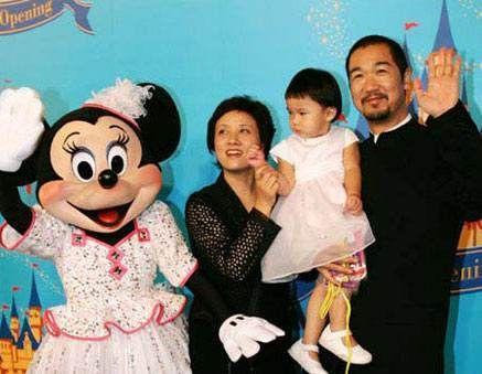 邓婕好后妈人设崩塌?养女首次在节目中公开,夫妻两人宠爱有加