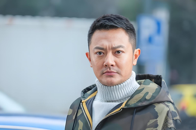 “诬陷”印小天13年后,边潇潇嫁给导演生二胎,日子依旧很潇洒