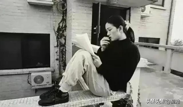 55张极为罕见的照片：19岁的孟晚舟太漂亮了，比尔盖茨被捕照片