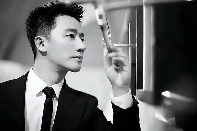 十大迷人小眼男星,一个比一个帅气,论样貌肖央第五,张若昀第二