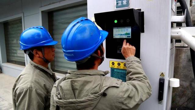 保康：115台充电桩“电”亮绿色返乡路