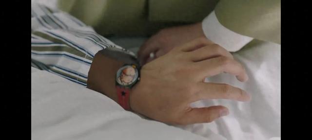 网剧飞驰结局:张弛和小河在一起了;叶经理遛狗而亡结局也改变了