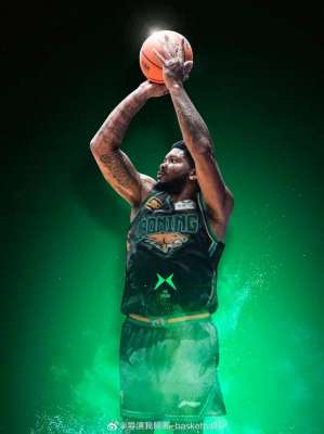 奥利弗(一文看懂奥利弗加盟CBA辽宁男篮，对球队内线有何关键作用)