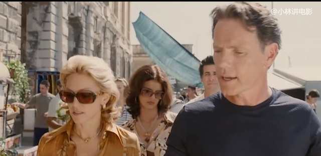 冒险电影：富婆流落荒岛，为了一口食物，甘愿当穷人的奴隶