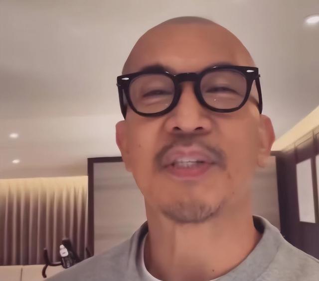 戚薇好友林子君力挺汪小菲张兰, “怒斥”S一家，硬刚网友