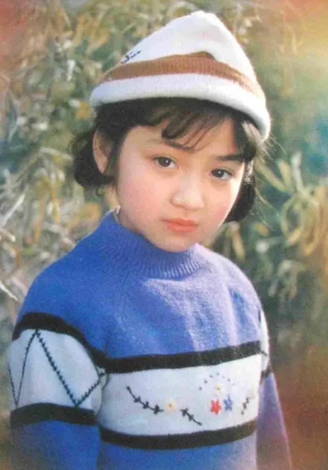 凭借《城南旧事》中“英子”一角一夜成名的沈洁为何销声匿迹了?