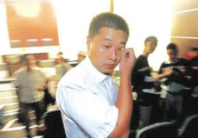 16年前,“彭宇”案轰动全国,被撞老人直至离世前都被当作碰瓷