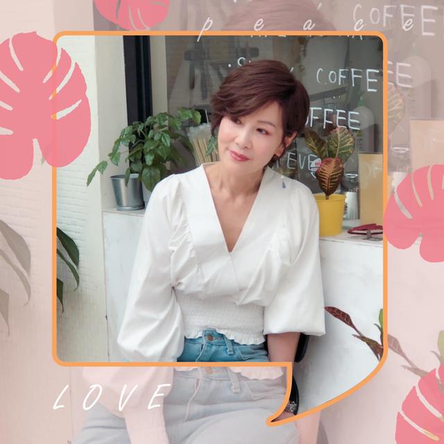 恭喜!前邵氏知名女星林秀君升级做外婆,女儿丁巧唯10分钟顺产