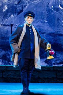 李玉和(新版李玉和严伟才遭吐槽 年轻演员和钱浩梁宋玉庆相比 差别在哪儿？)