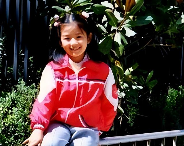 主持人陈辰：嫁给小2岁歌手余笛，41岁为夫生子，结婚13年过得如何