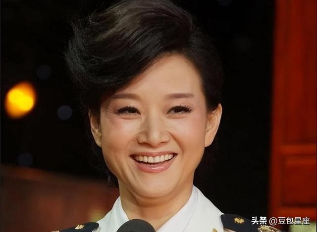 宋祖英丈夫罗浩,身居高位默默无闻,甘愿做她背后的支持