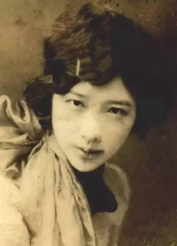 合肥张家四姐妹：一个比一个嫁得好，都活过90岁，小妹高寿101岁