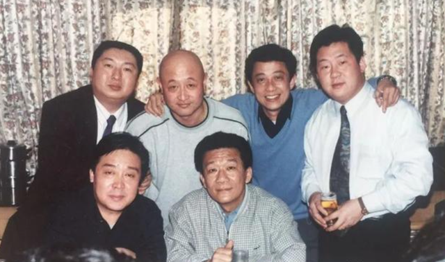 陈寒柏：指责郭德纲欺师灭祖，辱骂北京足球队，认5个干爹当靠山