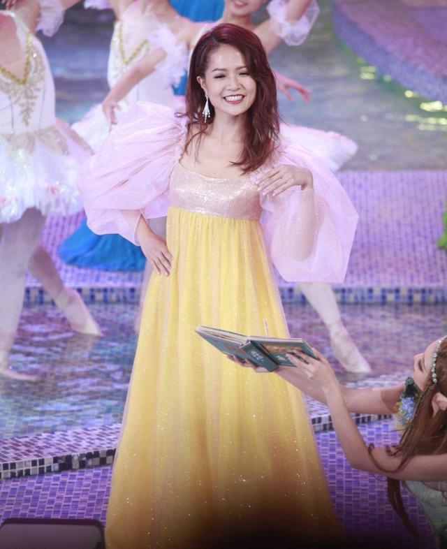 59岁TVB女演员剧集中年轻照片意外流出 引网友大赞漂亮